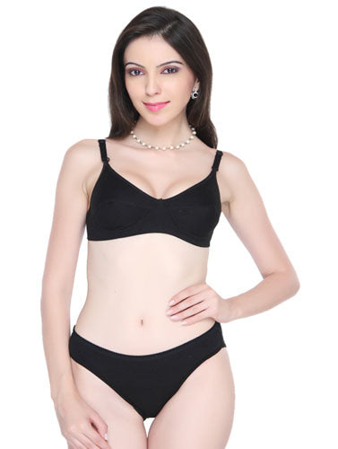 Women‰۪s Classic Smooth Black Bra And Panty Set